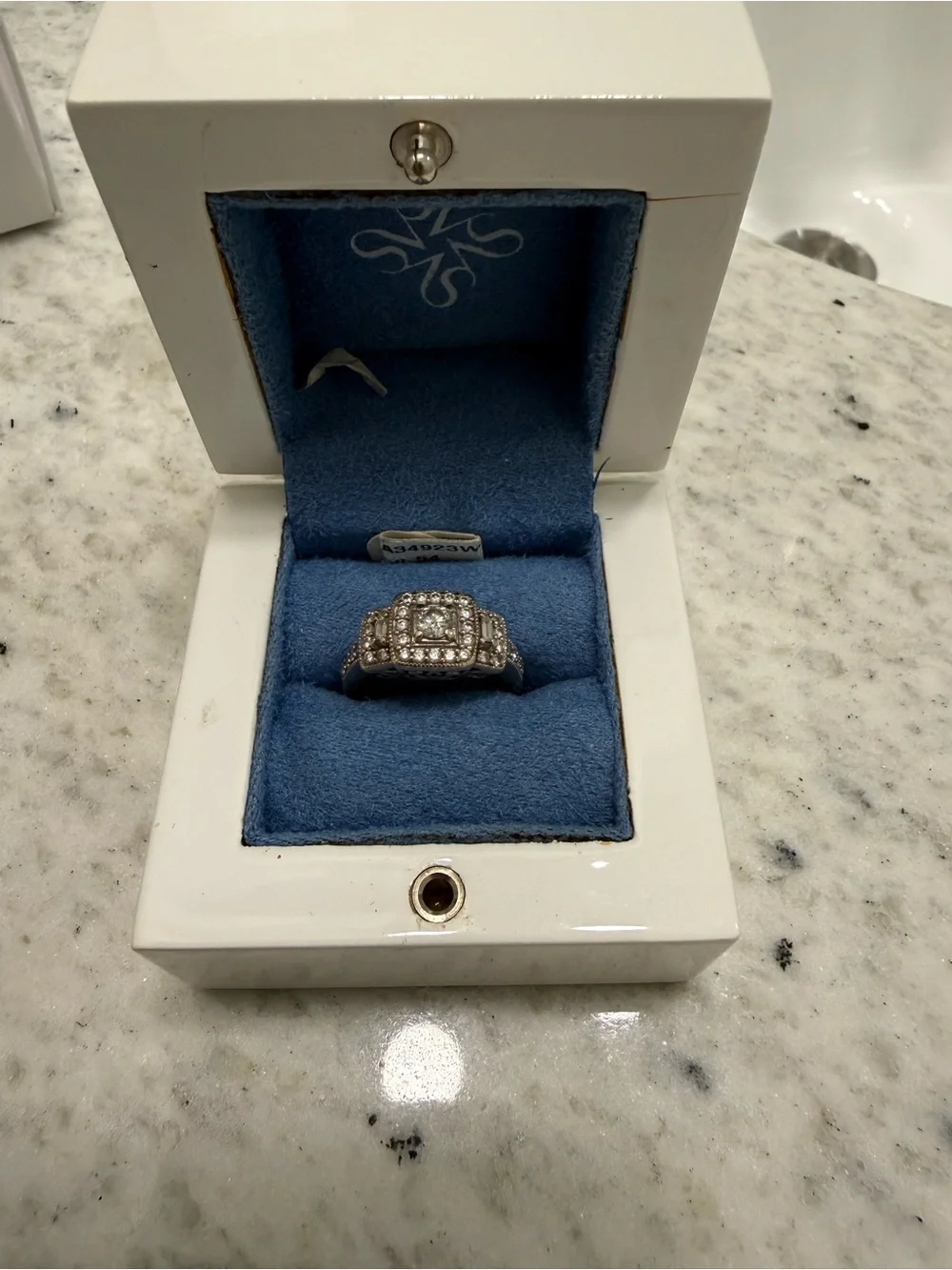Simply Vera Vera Wang 3/4 CTTW Diamond in 14K White Gold + diamond band.
